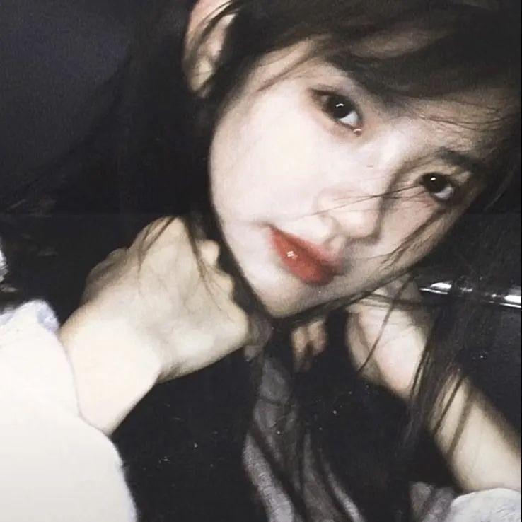 推动摇篮的手2025